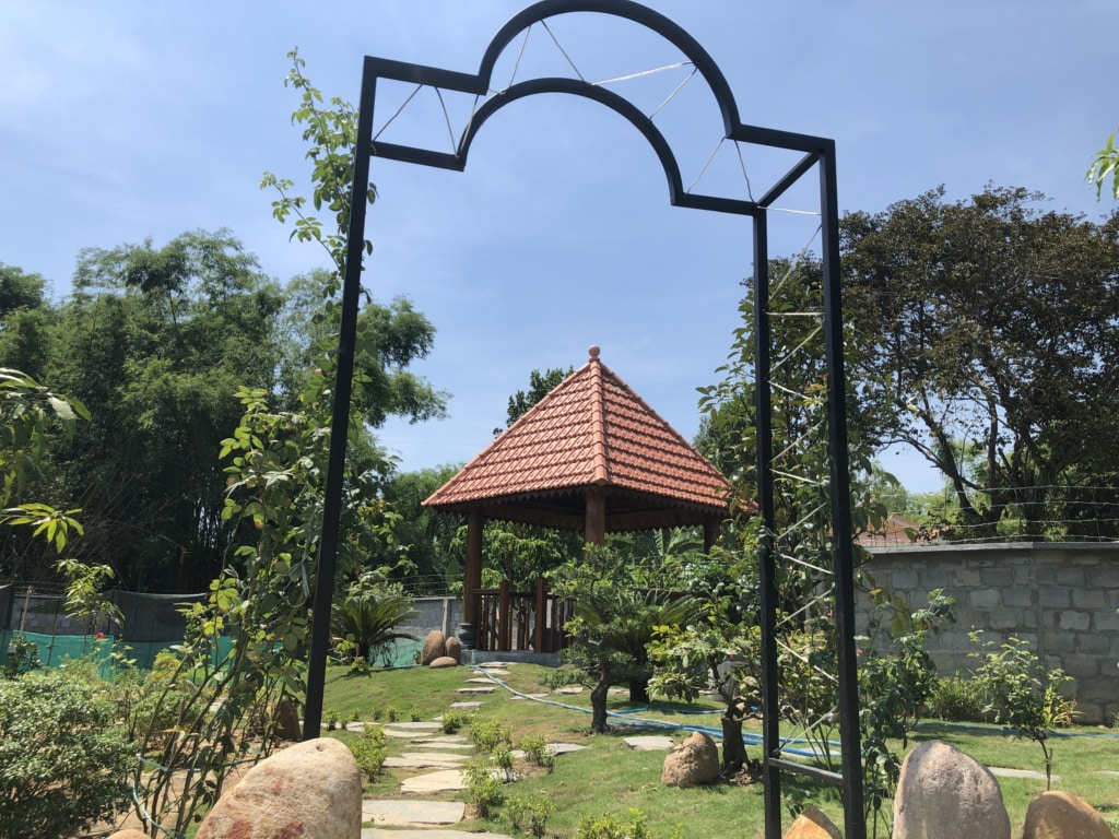 Biet thu anh Hung nha choi