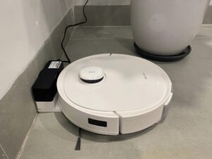 robot hút bụi ecovacs t10