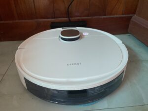 Robot hút bụi Ecovacs N10