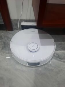 bàn giao robot hút bụi T10