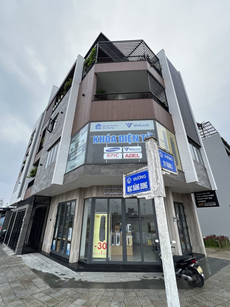 showroom nha thong minh SmartTechs Da Nang