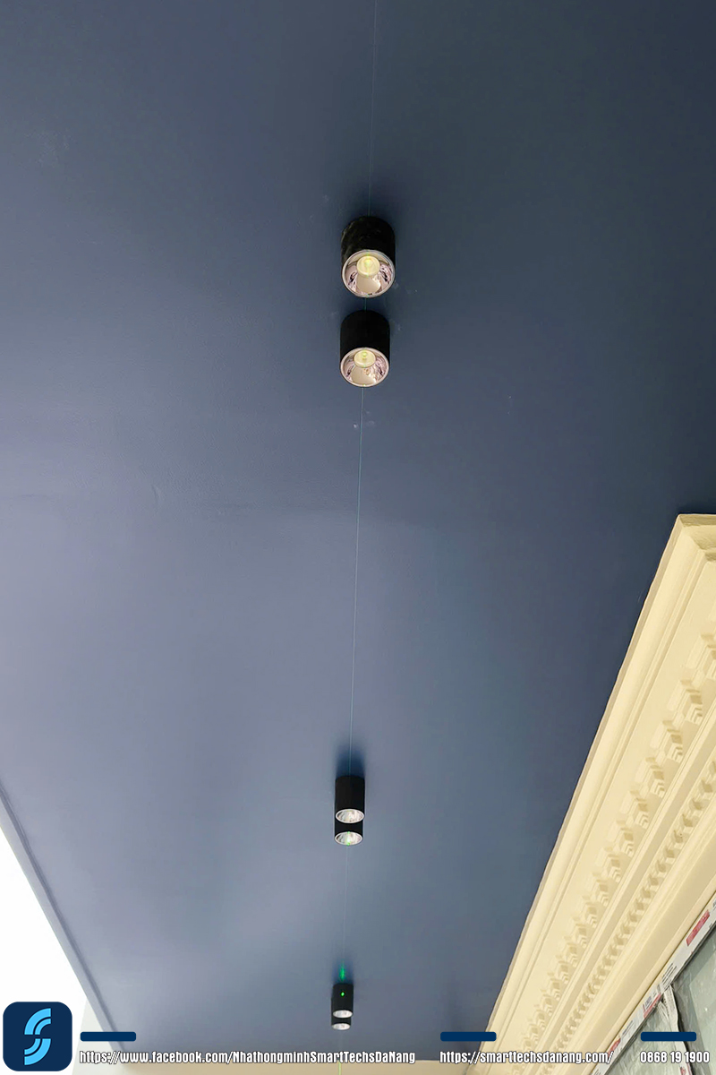Đèn LED Spotlight trụ 10W ốp nổi 36 độ - hình ảnh lắp đặt thực tế tại công trình