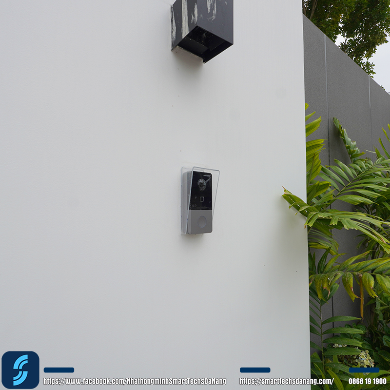 Chuông cửa có hình Hikvision - hình ảnh thực tế Thi công nhà thông minh