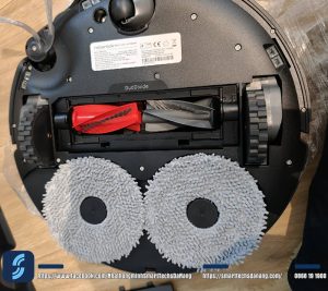 Mặt dưới của robot hút bụi lau nhà Roborock Qrevo Edge 5V1