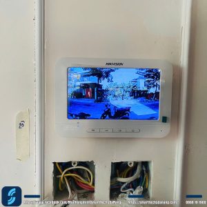 Hikvision DS-KIS203T