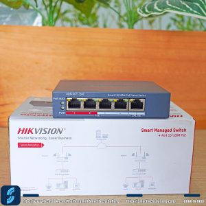Switch HIKVISION DS-3E1105P-EI/M