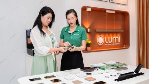 Khách hàng được xem hàng thực tế